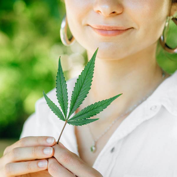 Frauen in Ludwigshafen lieben Cannabis Neuro Behandlung