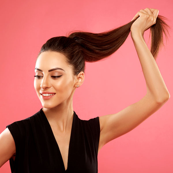 Wellness-Gutschein für Haarglättung einlösen