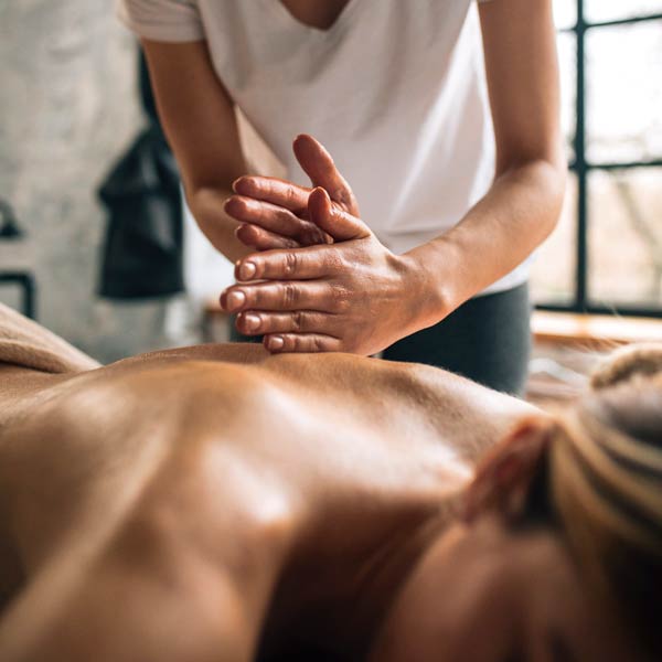 Kalari Massage genießen