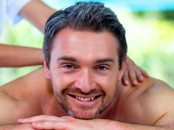Massage oder Shiatsu-Geschenk-Ideen für Männer in Fürth